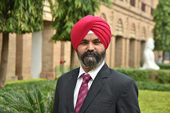 Mr Parminder Singh